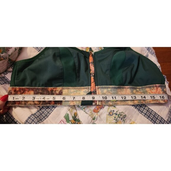 SHEFIT Adjustable Green Sports Bra Small/Medium - Picture 3 of 6